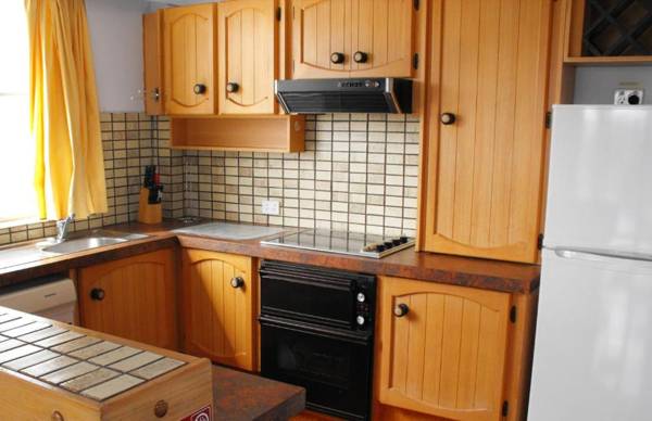 Sandbar Unit 203 1-3 Head Street