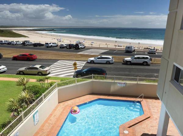 Oceanic Unit 19 8-12 North Street Forster