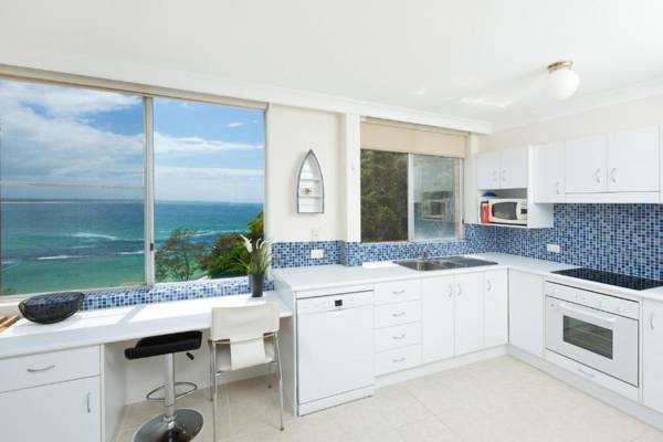 Beachpoint Unit 501 28 North Street