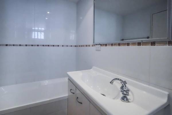 Oceanic Unit 16 8-12 North Street Forster