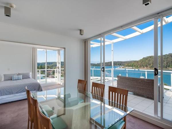 Penthouse 707 - 4 Bedroom Oceanview Penthouse