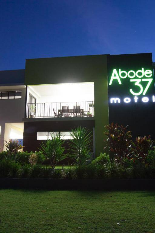 Abode37 Motel Emerald