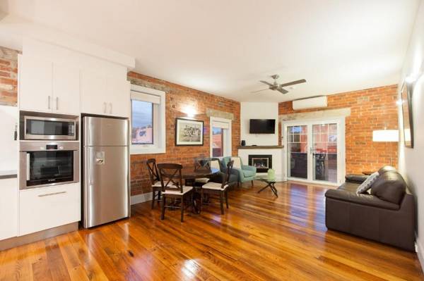 The Bank Apartment - Echuca Holiday Homes