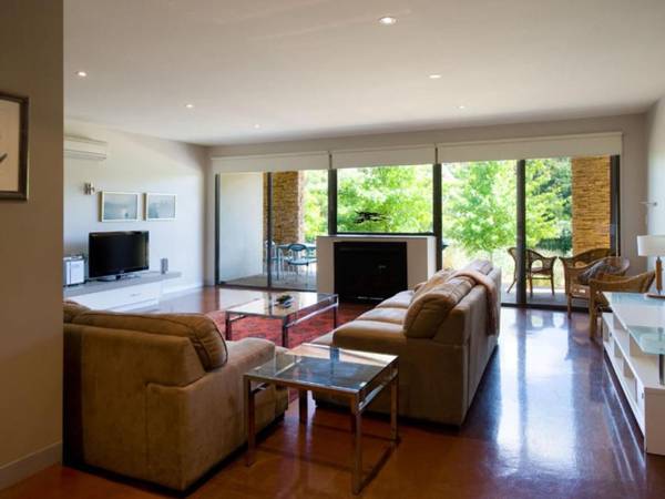 Lake Daylesford Lodge 4