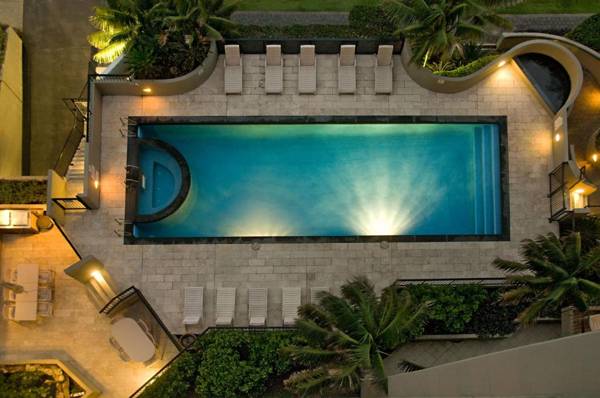 Clubb Coolum Beach Resort