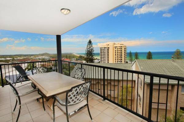Unit 4 'Beaumont Sur Mer' Coolum Beach