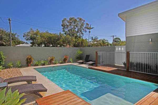 22 Sorrento Avenue Coolum Beach - Linen Supplied PET FRIENDLY - 500 BOND