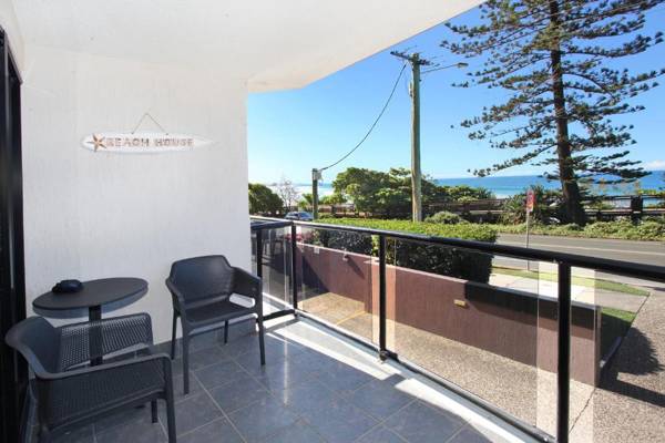 Unit 1 'Phoenix Apartments' Coolum Beach