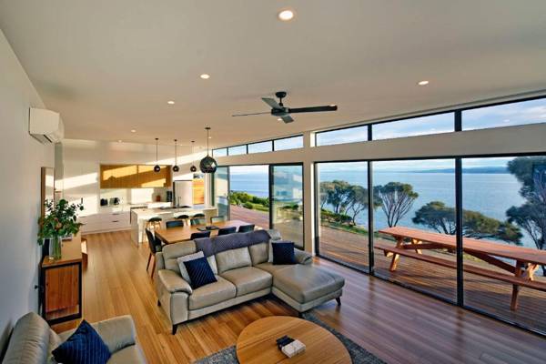 Freycinet Coastal Retreat