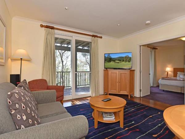 Villa Spa Executive 1br Pinot Resort Condo located within Cypress Lakes Resort (nothing is more central)