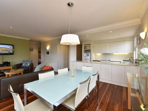 Villa Executive 2br Sangiovese Resort Condo located within Cypress Lakes Resort (nothing is more central)