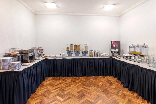 Garden City Hotel Best Western Signature Collection