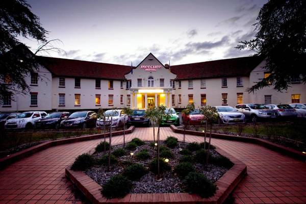 Mercure Canberra