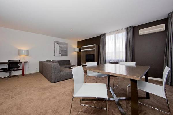 Workspace - Accommodate Canberra - The Griffin 