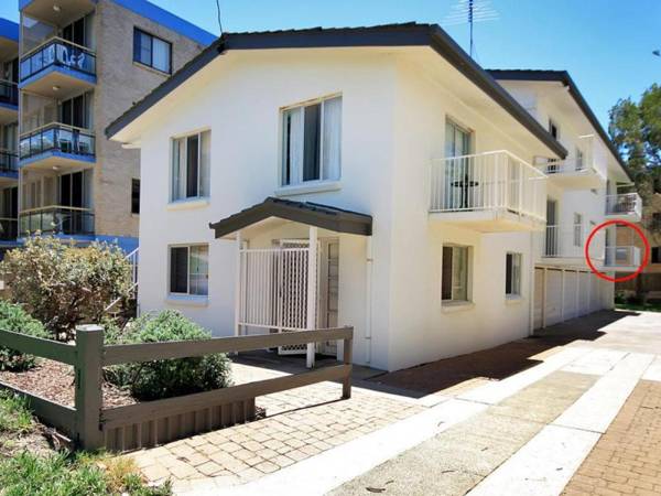 Beachcomber Unit 4- Beachside Unit -