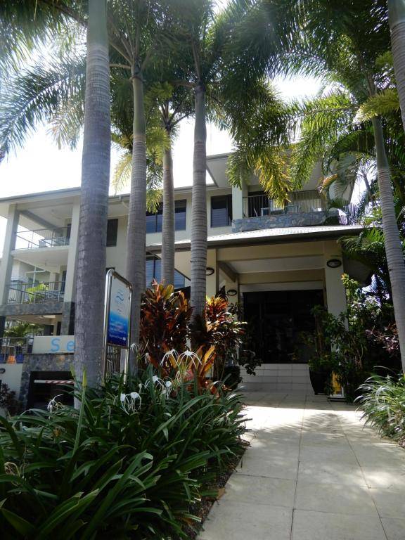 Sea Point on Trinity Beach