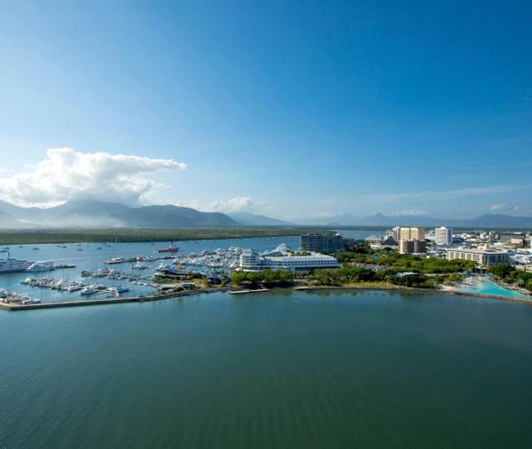 Oaks Cairns Hotel