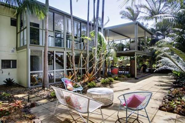 A PERFECT STAY - Jimmy's Beach House