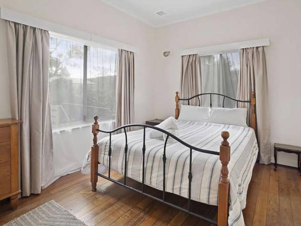 Busselton River Cottage