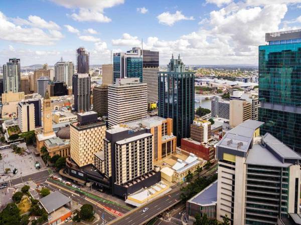 Pullman Brisbane King George Square Hotel