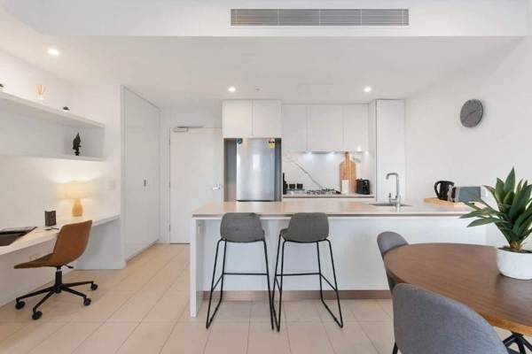 Workspace - Stunning Escape SOUTH BRISBANE