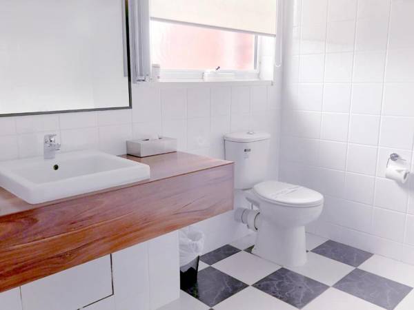 Comfort Inn The International