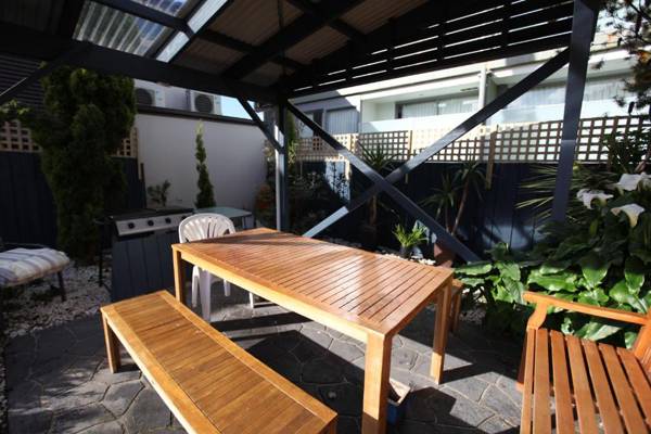 Seaview Motel & Apartments