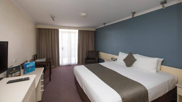 Stay at Alice Springs Hotel