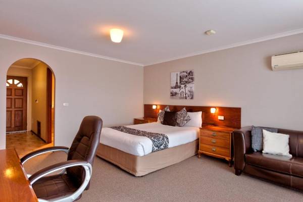 Workspace - Hume Country Motor Inn