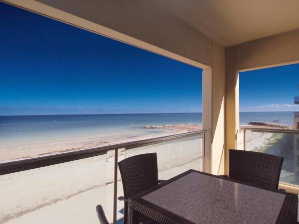 Oaks Glenelg Plaza Pier Suites