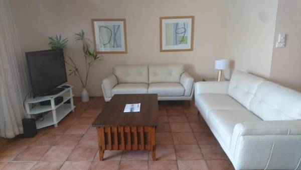 Paringa | Private Beachfront Apartments