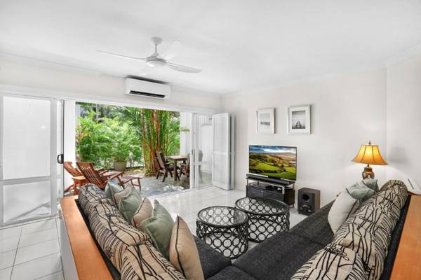 Belle Escapes - Poolside Suite Ground Floor Alamanda Beachfront Resort "52"