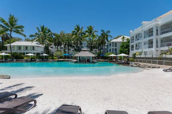 Beach Club Palm Cove 2 Bedroom Luxury Penthouse