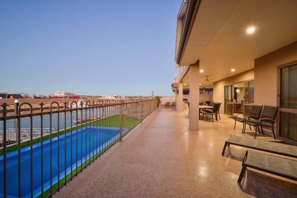 5 Kestrel Place - PRIVATE JETTY & POOL