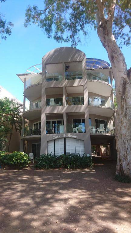 Coral Horizons