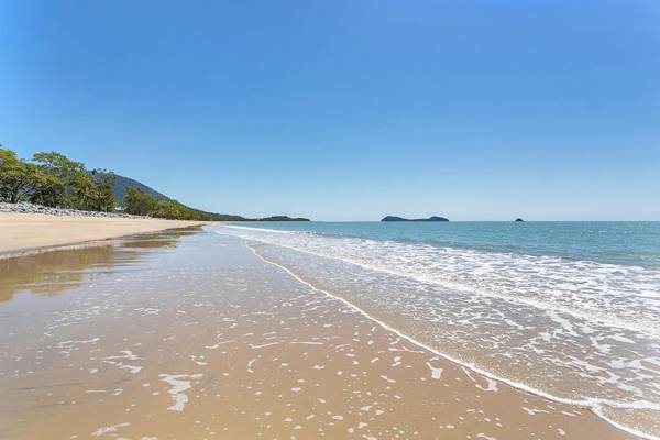 Ribbons Beachfront Apartments Clifton Beach