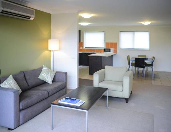 Oceanic on Thompson Apartments