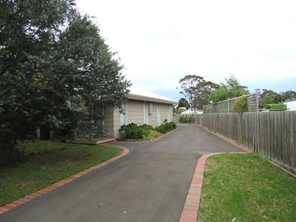 5 Little Penguin Crt Cowes - Cottage near the Beach