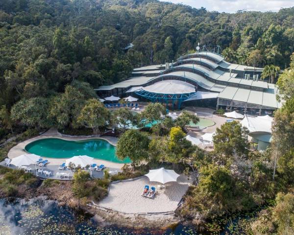 Mercure Kingfisher Bay Resort