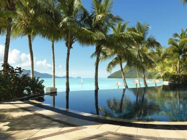 Hamilton Island Beach Club Resort