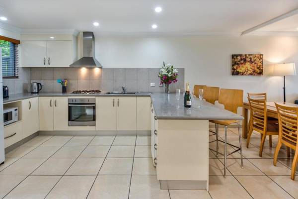 Blue Water Views Apartments