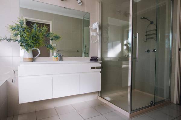 Torquay Retreats - Anderson