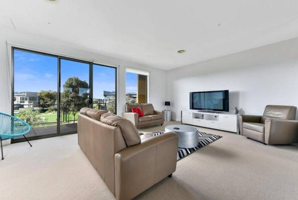 Torquay Golf Retreats