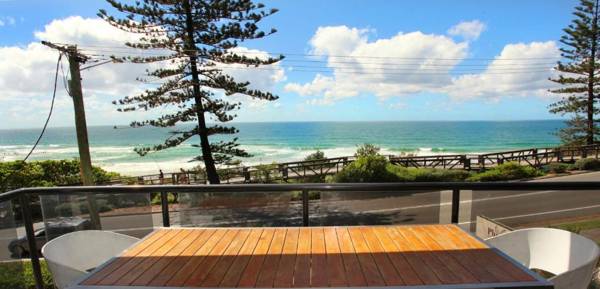 Unit 3 Phoenix Apartments 1736 David Low Way Coolum Beach - Linen Incl. WIFI 500 Bond