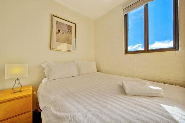 Snow Ski Apartments 09