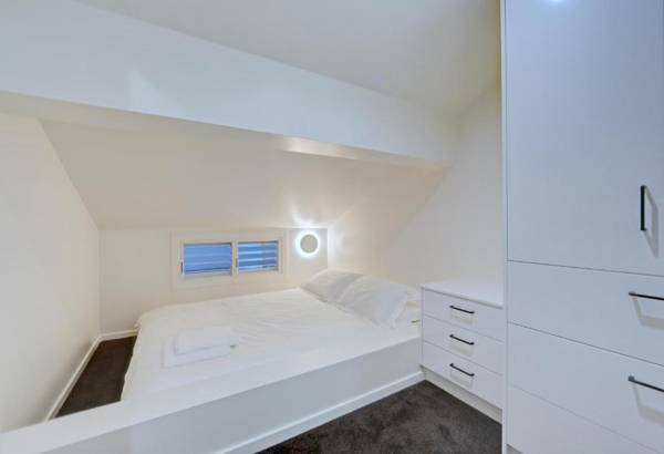 Snow Ski Apartments 32