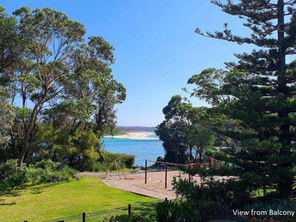 Pelican Beach House 2 Macleay Street