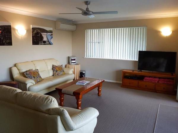 Seaview 48 MOLLYMOOK