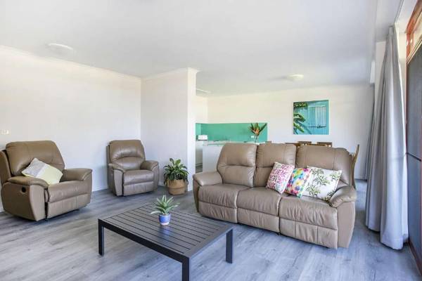 Ocean Breeze - Fathoms 3