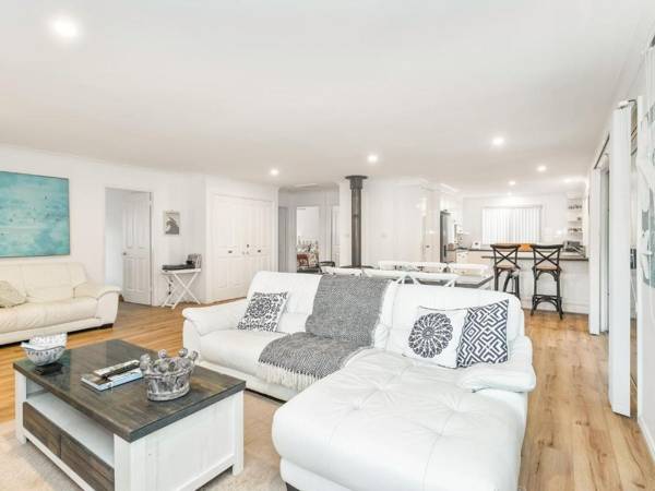 The Salty Deck 52 Normandy Street